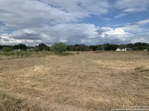 tbd Oneal Dr #LOT 2, Devine, TX 78016 photo 6