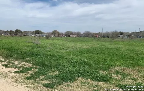 tbd Oneal Dr #LOT 2, Devine, TX 78016 photo 2