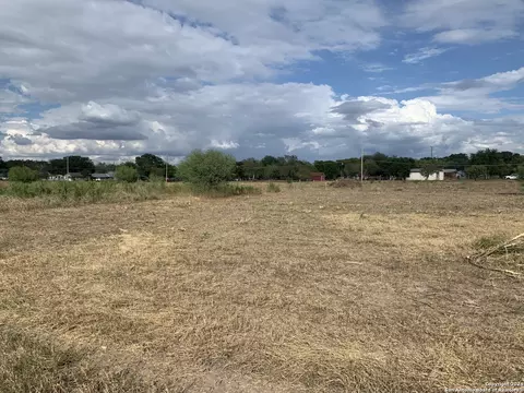tbd Oneal Dr #LOT 2, Devine, TX 78016 photo 6