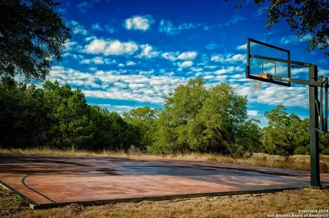 272 Restlesswind, Spring Branch, TX 78070 photo 9