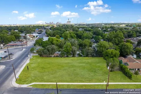 101 Glenwood Ct, San Antonio, TX 78210