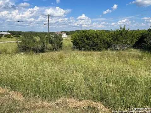 311 Bosque Rdg, Spring Branch, TX 78070 photo 2
