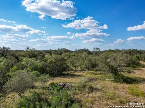 00 Utopia Frst, Dhanis, TX 78850 photo 6
