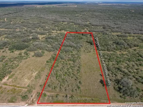 00 Utopia Frst, Dhanis, TX 78850 photo 12
