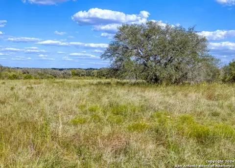00 Utopia Frst, Dhanis, TX 78850 photo 16