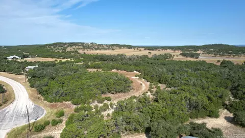 729 Vista Springs Dr, Spring Branch, TX 78070