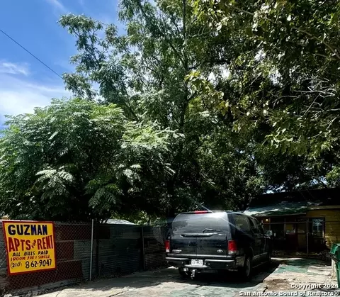 3015 S Flores St, San Antonio, TX 78204