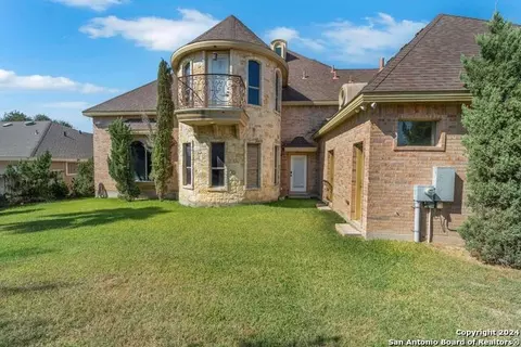 1691 Rio Dr, Eagle Pass, TX 78852 photo 1