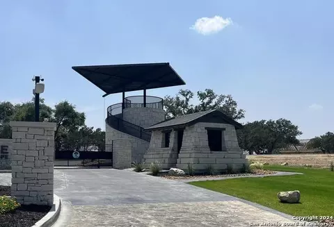 1733 Paradise Pkwy, Canyon, TX 78133