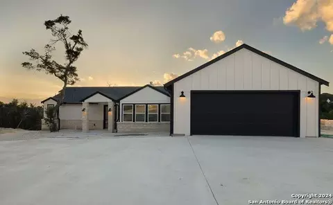 329 Bluebonnet Breeze, Canyon Lake, TX 78133
