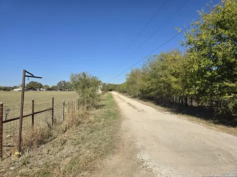0 County Road 664, Devine, TX 78016 photo 3