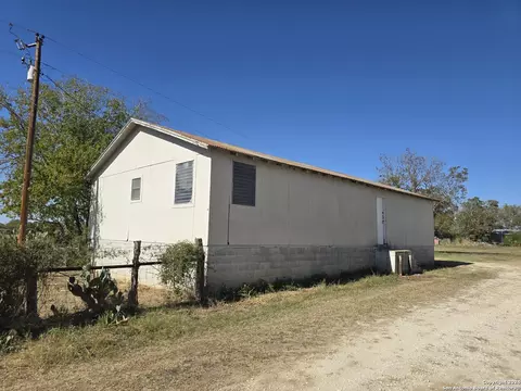 0 County Road 664, Devine, TX 78016 photo 5