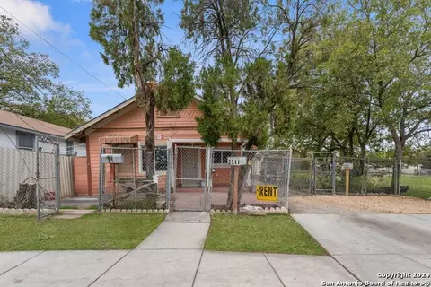 2311 El Paso St, San Antonio, TX 78207