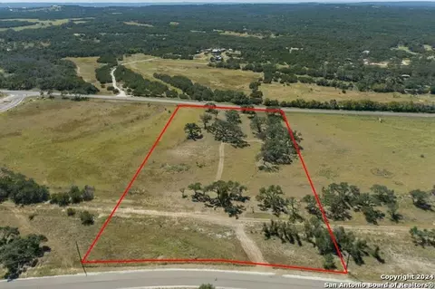 682 Windmill Rdg, Blanco, TX 78606 photo 1