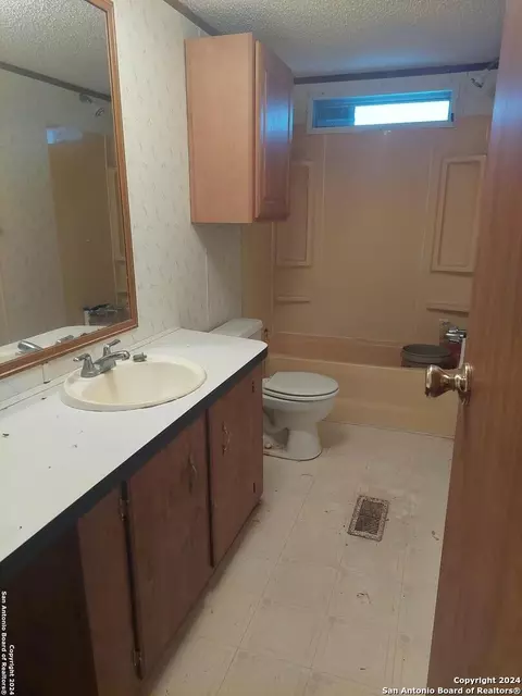 22159 Pr 1080, Mathis, TX 78368 photo 11