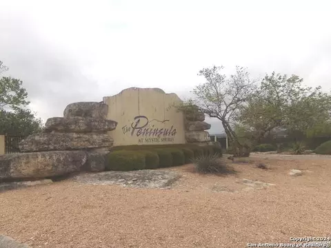 760 Pacific Pl, Spring Branch, TX 78070