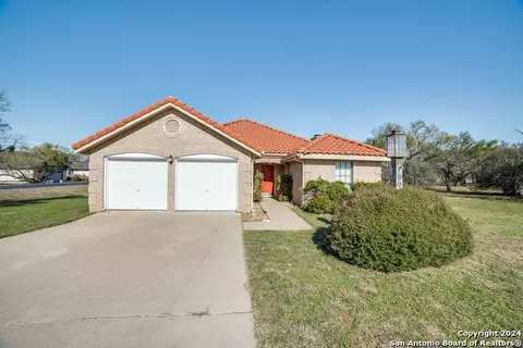 100 Colt, Horseshoe Bay, TX 78657