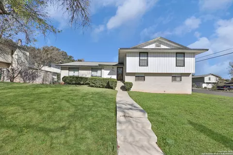 6223 Wigwam Dr, San Antonio, TX 78238