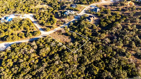 136 Restless Wind, Spring Branch, TX 78070 photo 3
