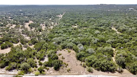 136 Restless Wind, Spring Branch, TX 78070 photo 4