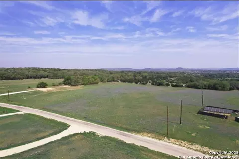 348 Lipan Apache, Blanco, TX 78606 photo 4