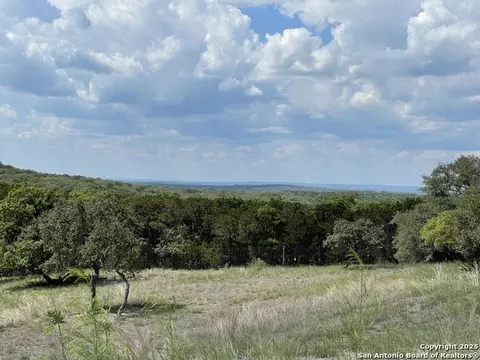 1476 Flightline, Spring Branch, TX 78070