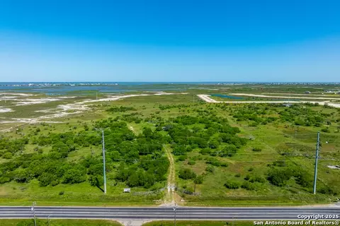 2710 Fm 1069, Rockport, TX 78382