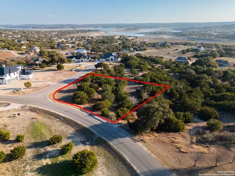 124 Vision Ct, Spring Branch, TX 78070 photo 11