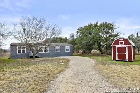24720 Brownleaf Dr, San Antonio, TX 78264