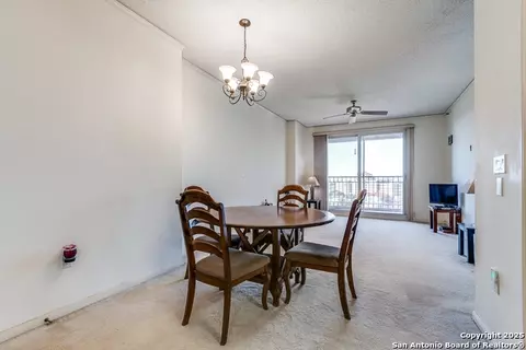 1 Towers Park Ln #1209, San Antonio, TX 78209