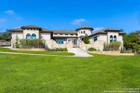 316 Clear Lk, New Braunfels, TX 78132