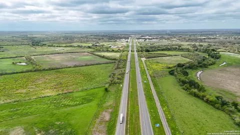 Other - 1001 S Ih 35, Devine, TX 78016 photo 2 of 14