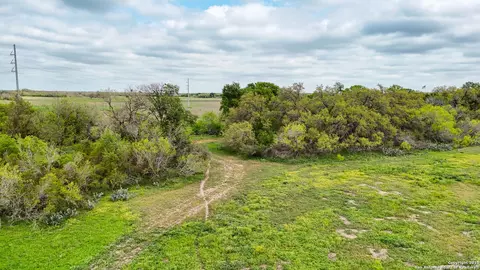 Other - 1001 S Ih 35, Devine, TX 78016 photo 12 of 14