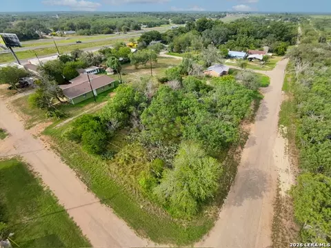 tbd Old Hwy 81 #LOT 6, Moore, TX 78057