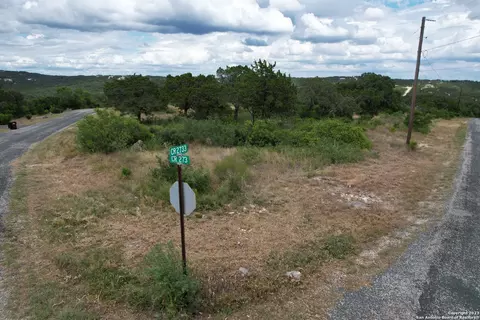 1124 County Road 273, Mico, TX 78056
