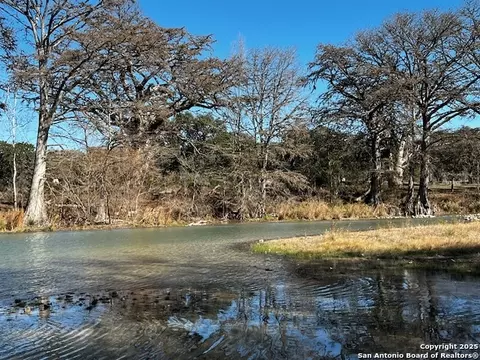 330 Madrone, Concan, TX 78838 photo 8