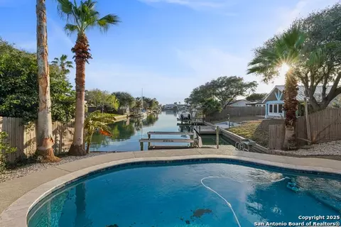 13907 Sea Horse Ave, Corpus Christi, TX 78418