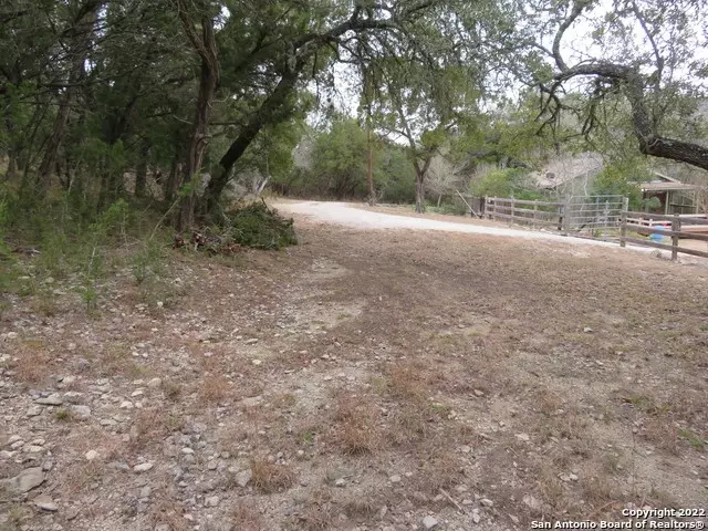  lot216217 W Slop Trl, Lakehills, TX 78063 photo 1