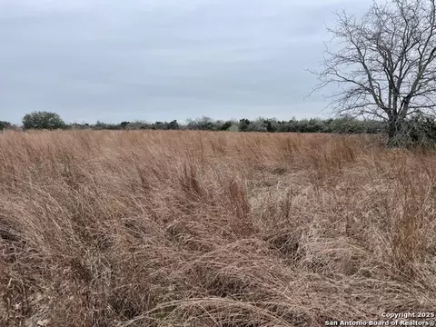 00 Mule Creek Rd, Harwood, TX 78632