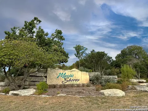 111 Dodder, Spring Branch, TX 78070 photo 2
