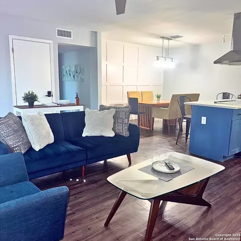 4542 Lyceum, San Antonio, TX 78229