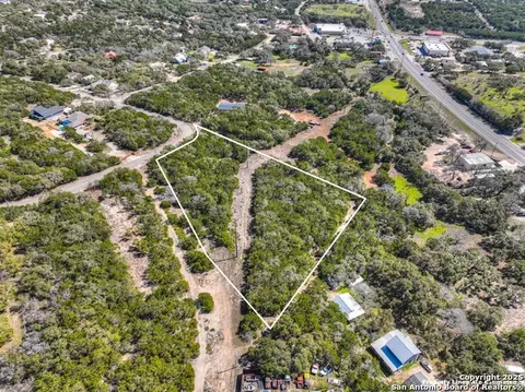 491 Gallagher Dr, Canyon Lake, TX 78133