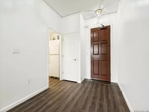 1 Towers Park Ln #205, San Antonio, TX 78209
