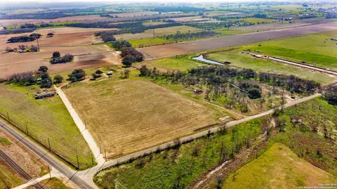 11026 County Road 584, Lacoste, TX 78039