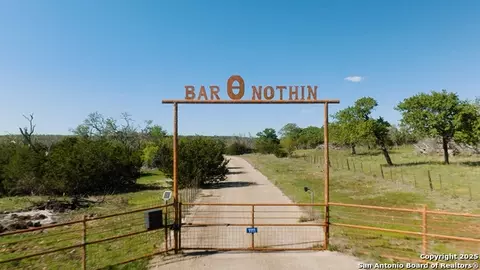 00 Fm 479, Harper, TX 78631