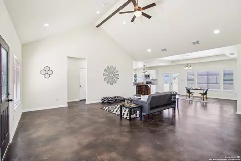 Entry Way - 1783 County Road 7711, Devine, TX 78016 photo 1 of 4