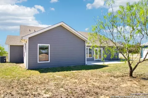 Exterior - 1783 County Road 7711, Devine, TX 78016 photo 13 of 14