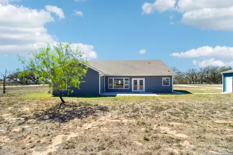 Exterior - 1783 County Road 7711, Devine, TX 78016 photo 11 of 16