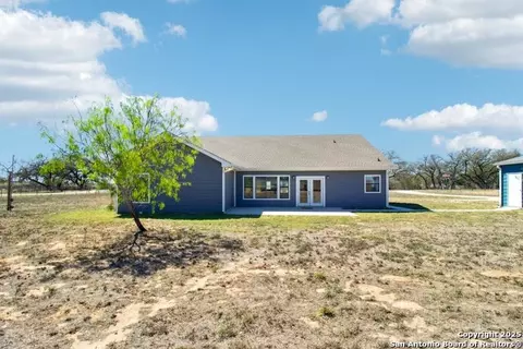 Exterior - 1783 County Road 7711, Devine, TX 78016 photo 11 of 14