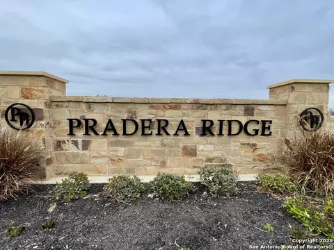 136 Pradera Rdg, Floresville, TX 78114